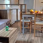 Landshause Kamp alanı *