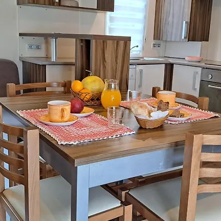 Landshause Kamp alanı *