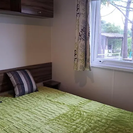 Landshause Kamp alanı Burinhosa