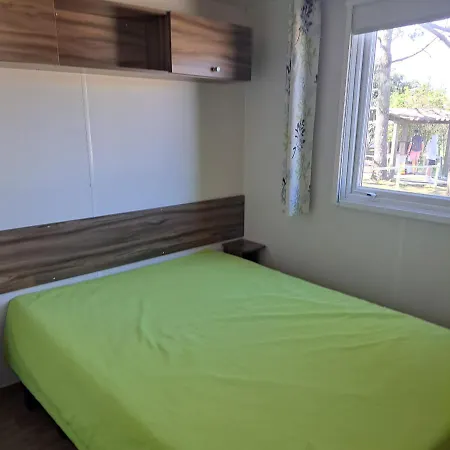 Landshause Kamp alanı Burinhosa