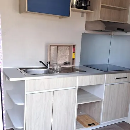 Landshause * Burinhosa