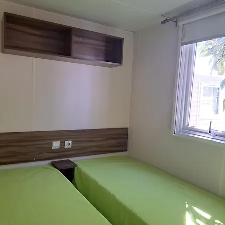 Landshause * Burinhosa