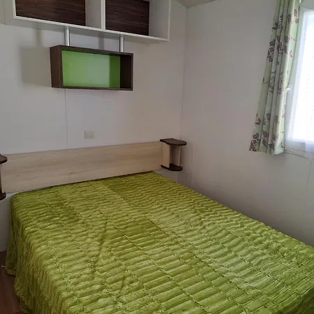 Landshause Kamp alanı *