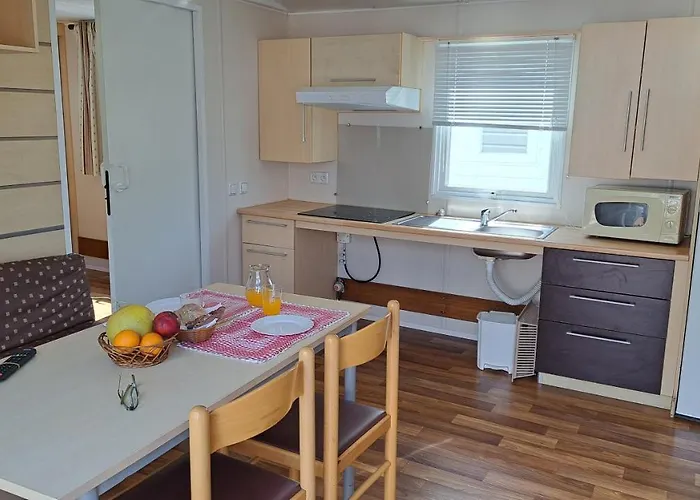 Landshause Campeggio *